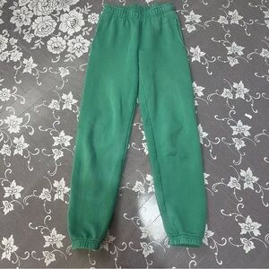 Aritzia TNA Cozy Fleece Boyfriend Sweatpants in Green Sz 2 XS